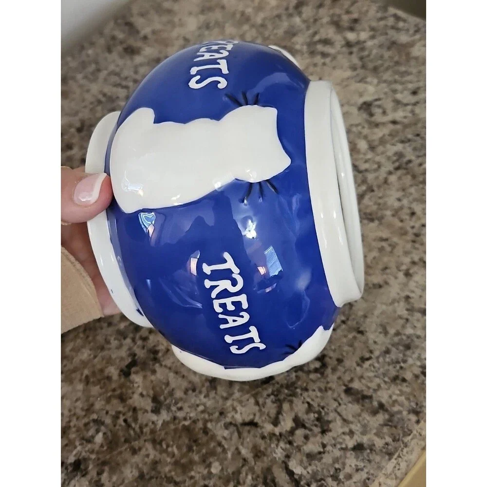 Vintage 1990's Blue & White Ceramic Cat Treats Cookie Jar 4.5